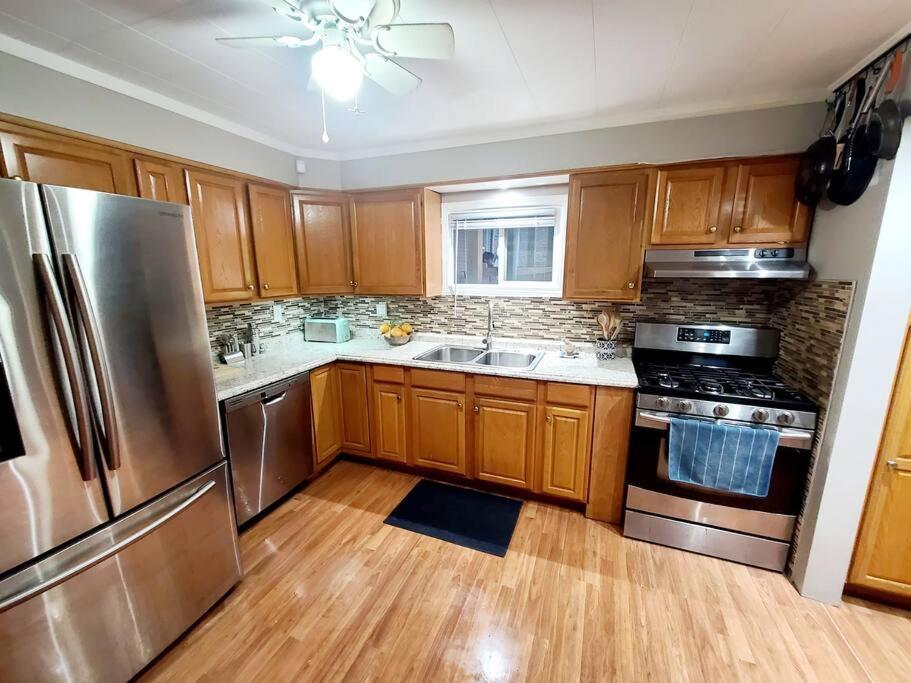 Hermosa House Eco-Home - Peaceful Quiet 3Br, Free Parking, Solar Powered, By Logan Square Chicago Exterior foto